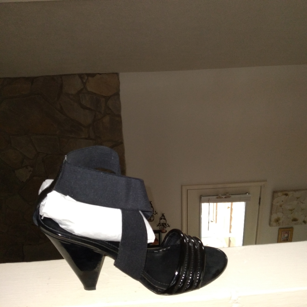 BCBG Black heels